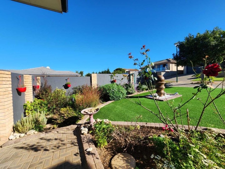 3 Bedroom Property for Sale in Monte Christo Western Cape